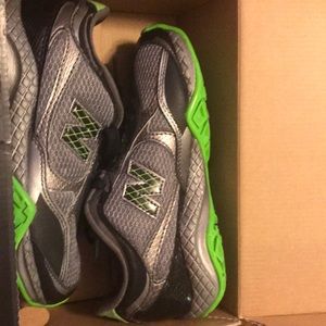 New Balance Kids Sneakers - Gray and Green